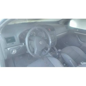 volkswagen golf v berlina (1k1) del año 2004