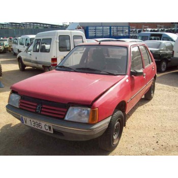 peugeot 205 berlina del año 1989