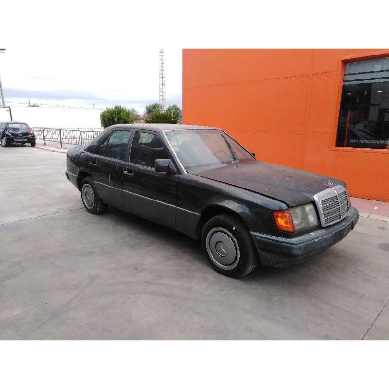 mercedes-benz clase e (w124) berlina del año 1993