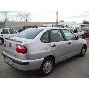 seat cordoba berlina (6k2) del año 2000