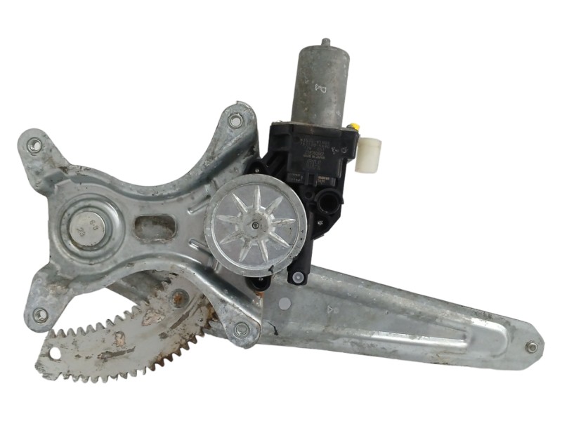 Recambio de elevalunas trasero derecho para suzuki vitara 1.6 ddis glx 4x4 referencia OEM IAM 8353061M00 2621005680 