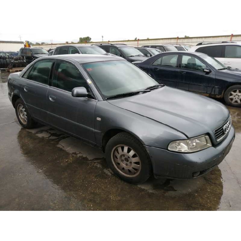 AUDI A4 BERLINA (B5)