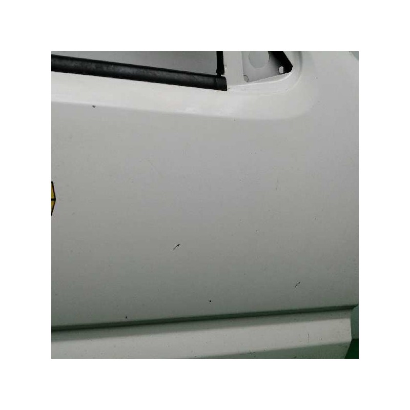 PUERTA DELANTERA DERECHA OBSERVAR FOTOS