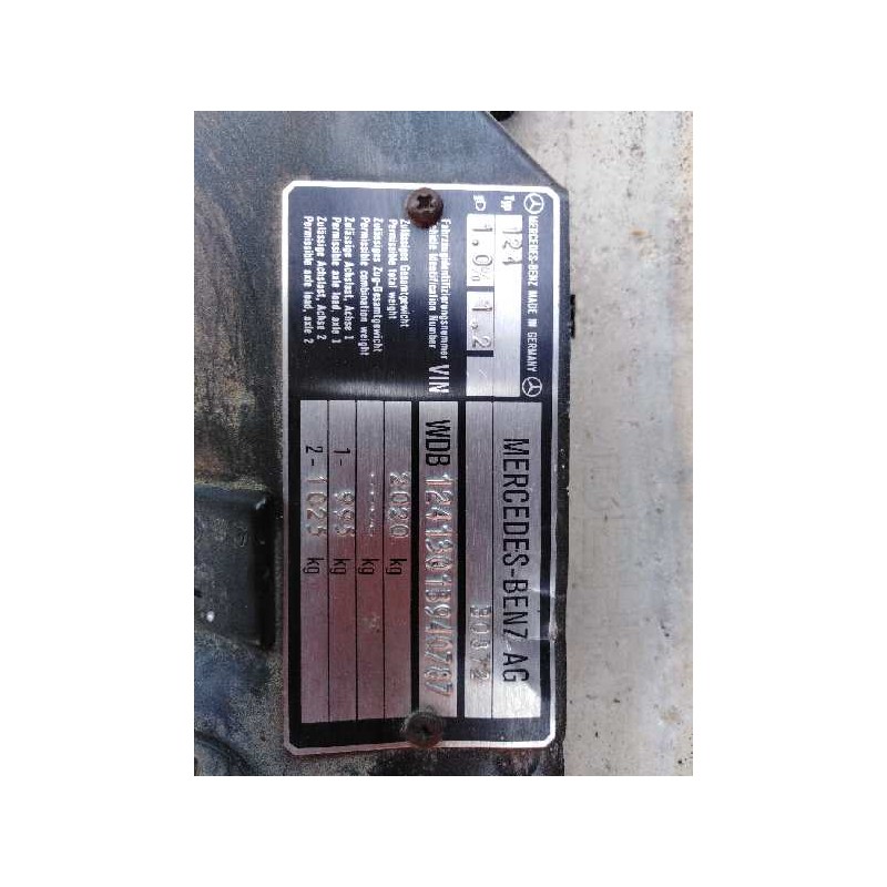 MERCEDES-BENZ 124 Sedán (W124) 1993