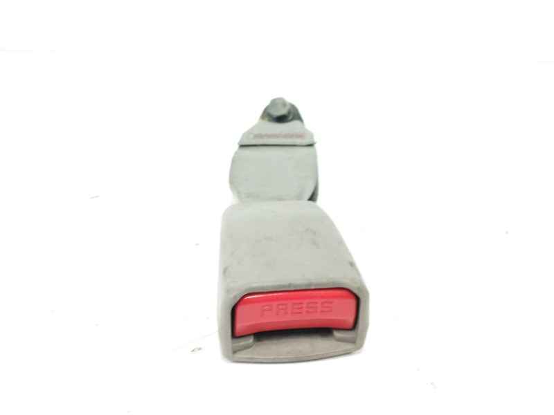 Recambio de enganche cinturon izquierdo para kia sorento 2.5 crdi referencia OEM IAM TRASERO Recambio de enganche cinturon izquierdo para kia sorento 2.5 crdi referencia OEM IAM TRASERO
