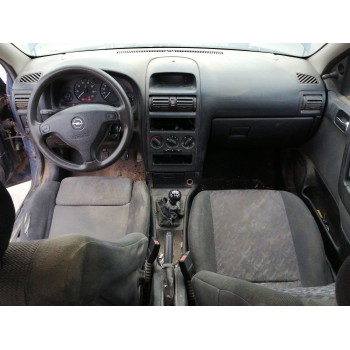 opel astra g berlina del año 2003