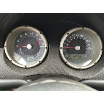 volkswagen polo berlina (6n2) del año 2001