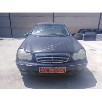 mercedes-benz clase c (w203) berlina del año 2003
