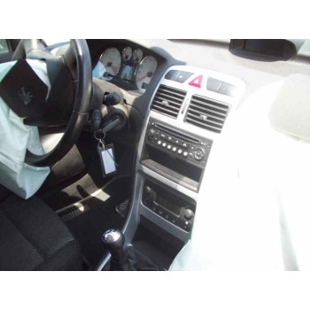 peugeot 307 berlina (s2) del año 2006