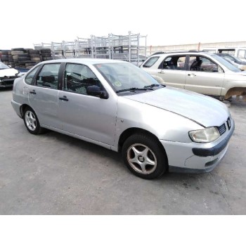 seat cordoba berlina (6k2) del año 2002