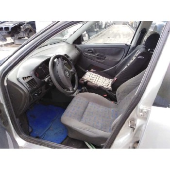 seat cordoba berlina (6k2) del año 2002