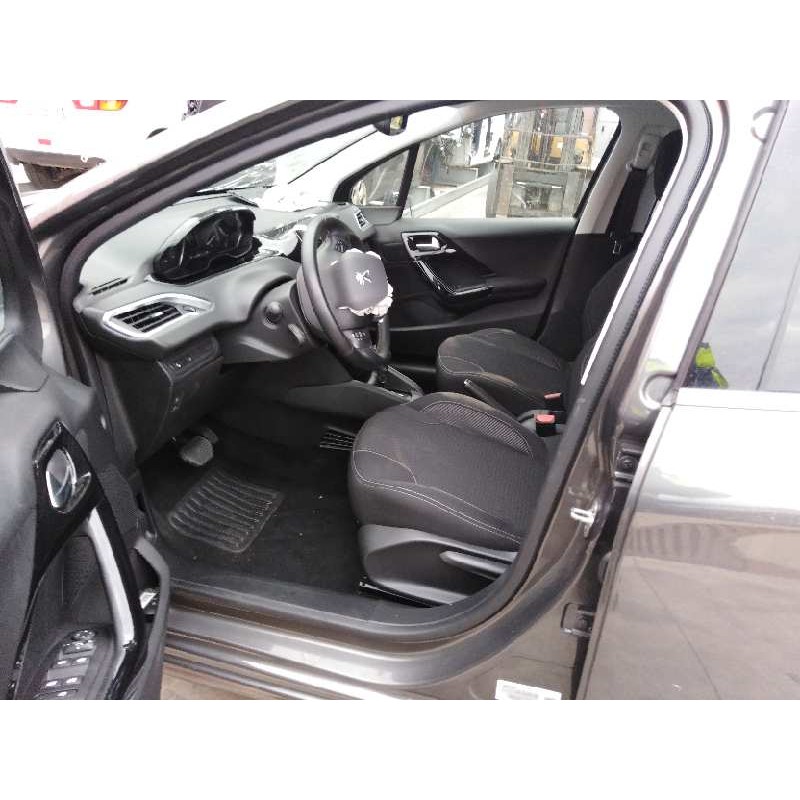 PEUGEOT 208 I (CA_, CC_) 2019