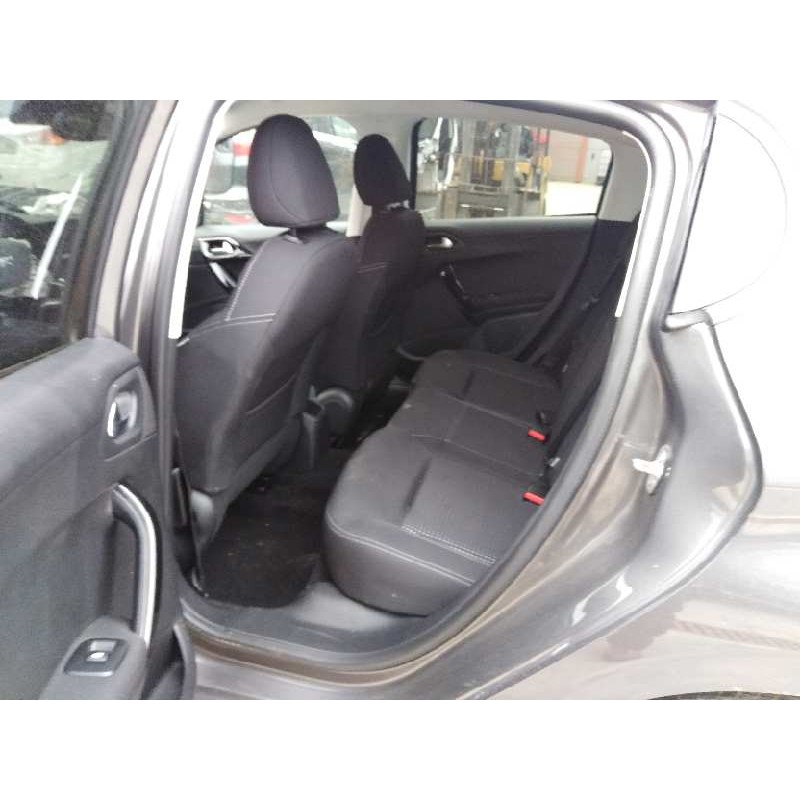 PEUGEOT 208 I (CA_, CC_) 2019