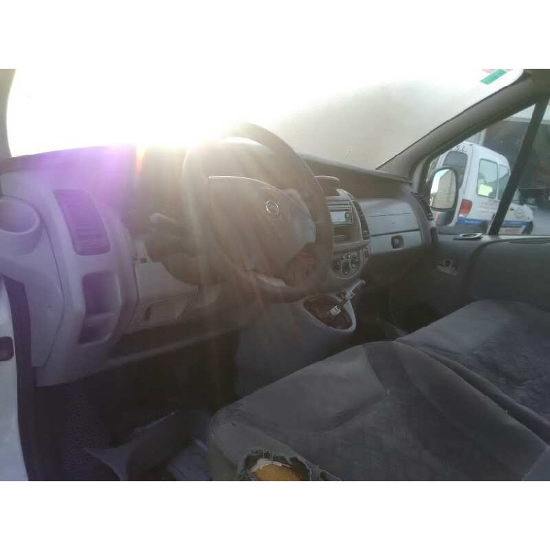OPEL VIVARO 2002