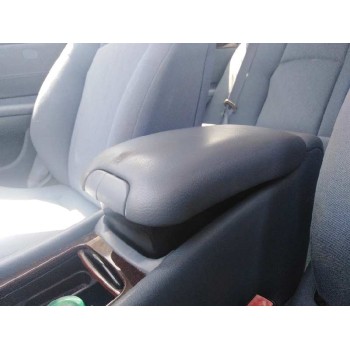 mercedes-benz clase c (w203) berlina del año 2003