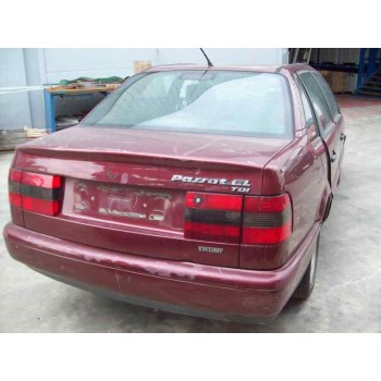 volkswagen passat berlina (3a2) del año 1996