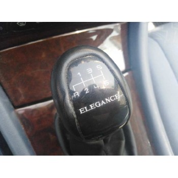 mercedes-benz clase c (w203) berlina del año 2003