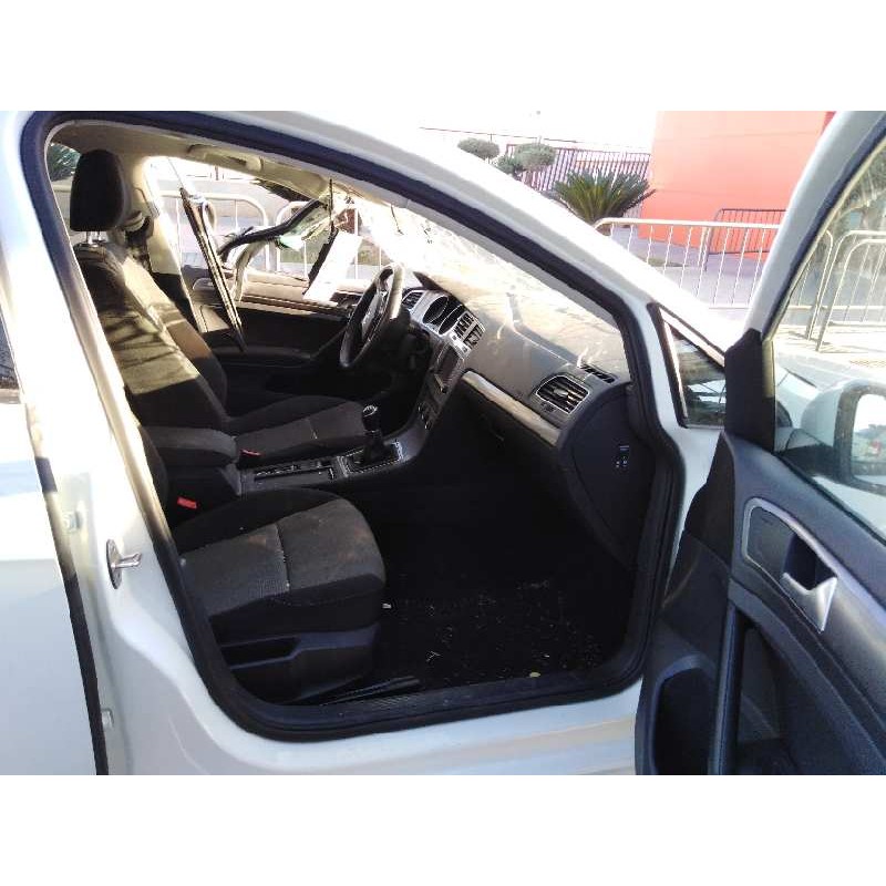 VOLKSWAGEN GOLF VII VARIANT (BV5) 2016