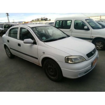 opel astra g berlina del año 1999