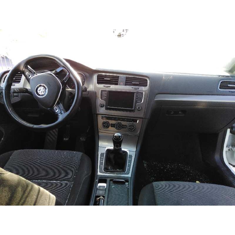 VOLKSWAGEN GOLF VII VARIANT (BV5) 2016