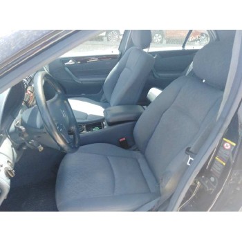 mercedes-benz clase c (w203) berlina del año 2003