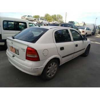 opel astra g berlina del año 1999