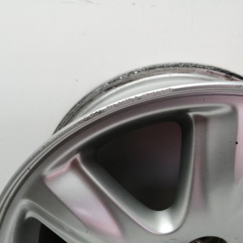 Recambio de llanta para subaru impreza g12 1.5 referencia OEM IAM 28111SA011 15X6JJ 48 B15