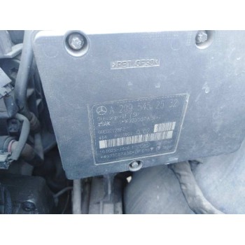 mercedes-benz clase c (w203) berlina del año 2003