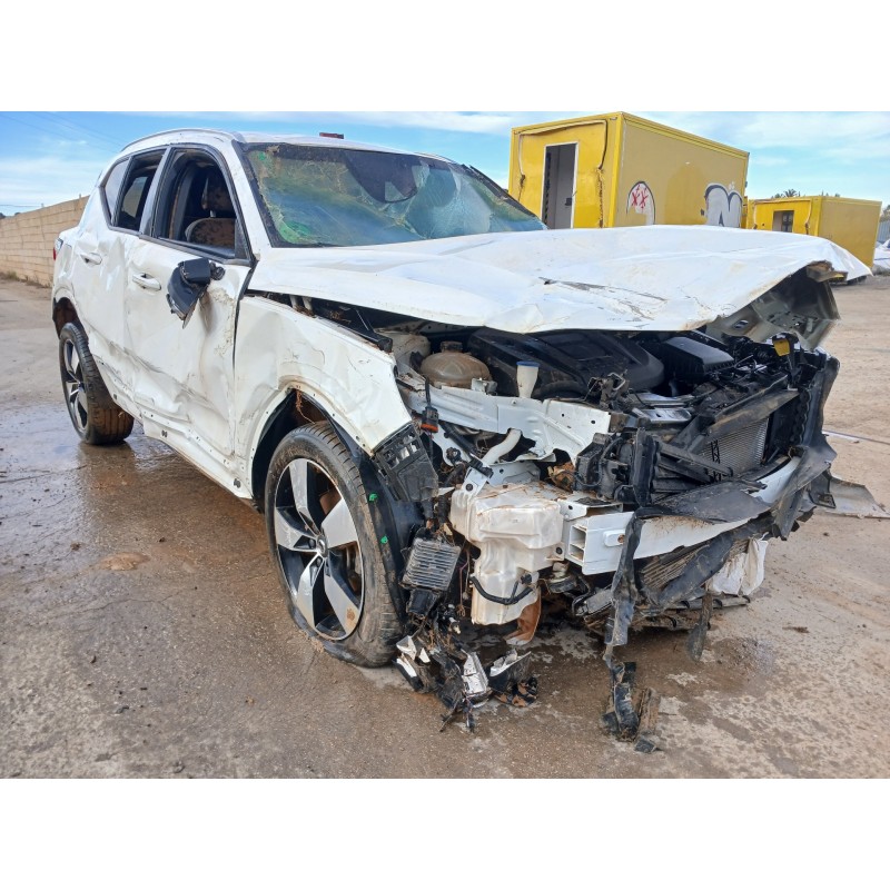 VOLVO XC40 (536)