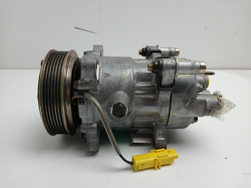 Recambio de compresor aire acondicionado para peugeot 307 break / sw (s1) 2.0 hdi cat referencia OEM IAM SD6V121437  