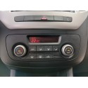KIA VENGA (YN)