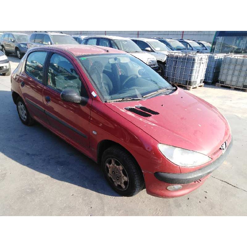 peugeot 206 berlina del año 2000