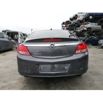 opel insignia berlina del año 2011