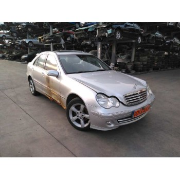 mercedes-benz clase c (w203) berlina del año 2005