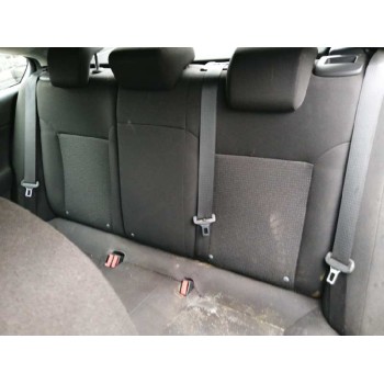 opel insignia berlina del año 2011