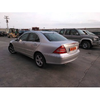 mercedes-benz clase c (w203) berlina del año 2005