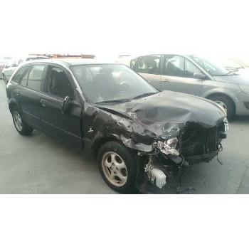 mazda 323 berl. f/s (bj) del año 2003
