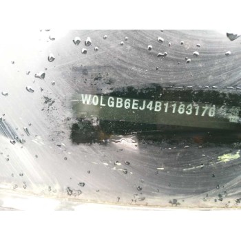 opel insignia berlina del año 2011