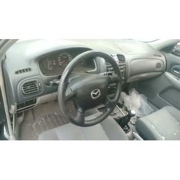 mazda 323 berl. f/s (bj) del año 2003
