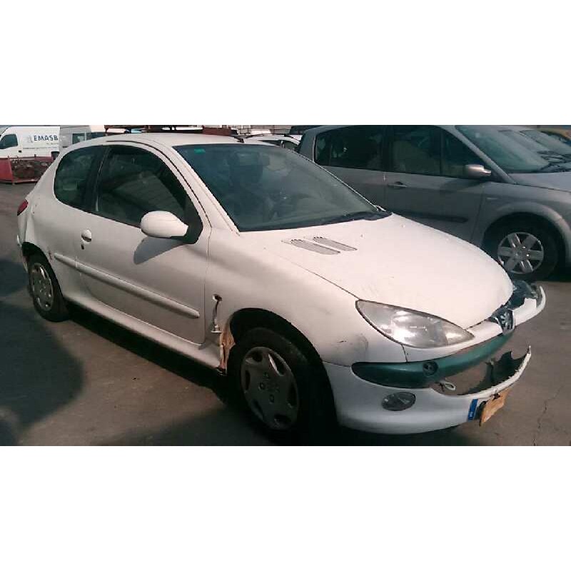 PEUGEOT 206 BERLINA