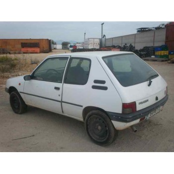 peugeot 205 berlina del año 1998