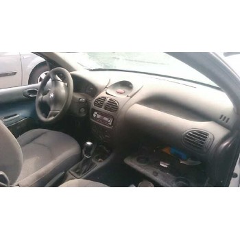 peugeot 206 berlina del año 1999