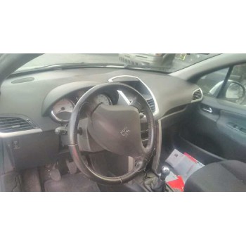 peugeot 207 del año 2006