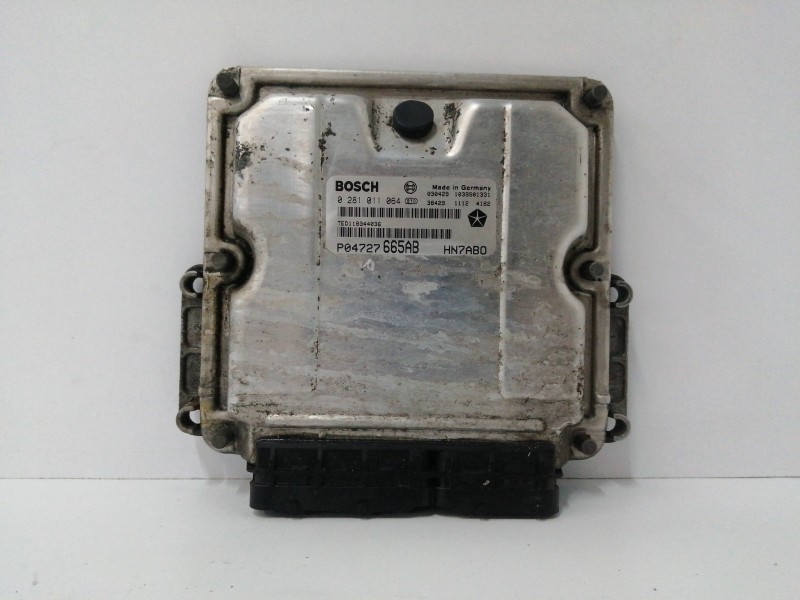 Recambio de centralita motor uce para chrysler voyager (rg) 2.5 crd cat referencia OEM IAM 04727665AB 0281011064 