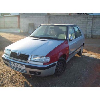 skoda felicia berlina ( 791) del año 1999