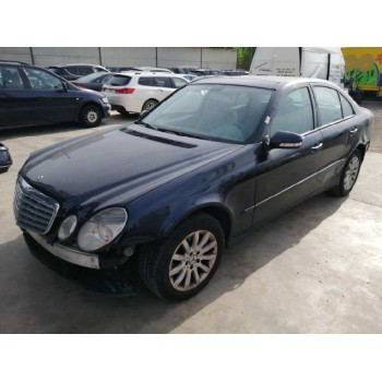 mercedes-benz clase e (w211) berlina del año 2006