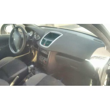 peugeot 207 del año 2008