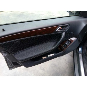 mercedes-benz clase c (w203) berlina del año 2003