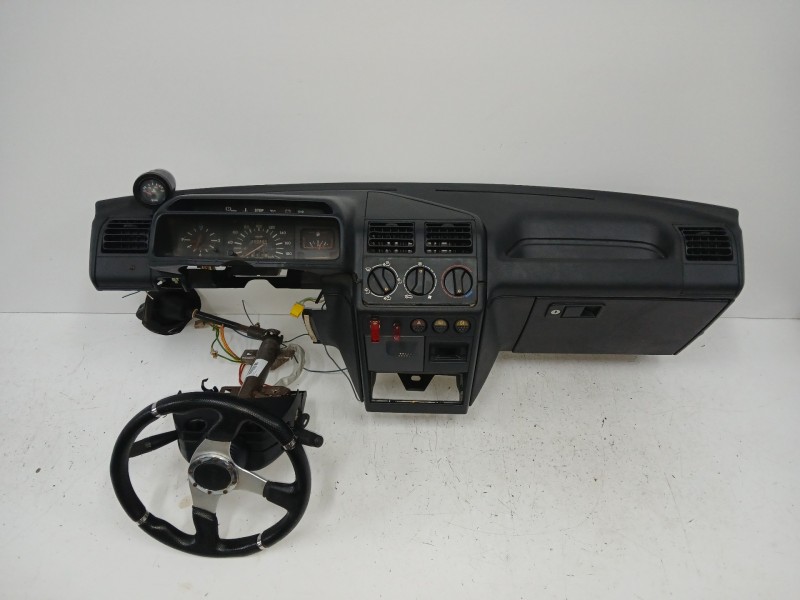 Recambio de salpicadero para peugeot 205 mito 1.8 d referencia OEM IAM 9753244177  