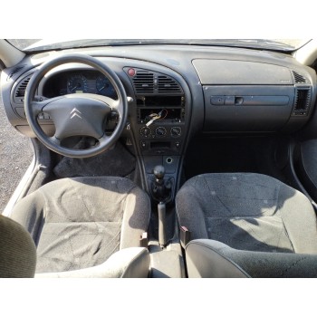 citroën xsara berlina del año 2002